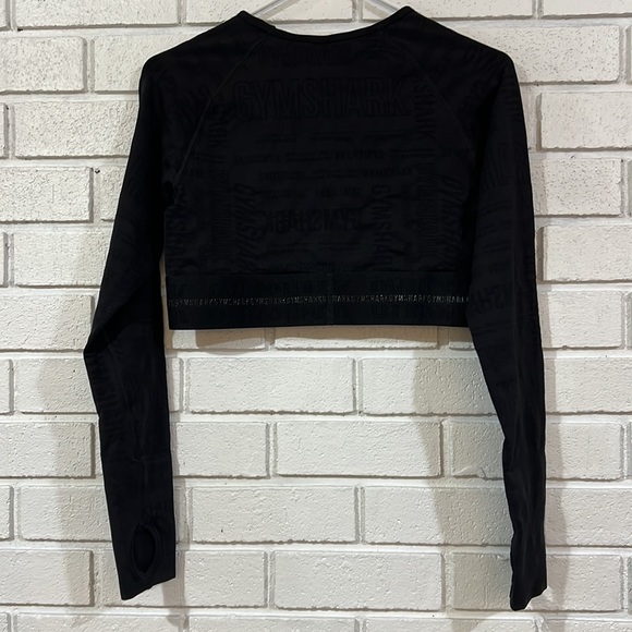 Gymshark Monochromatic Logo Black LongSleeve CropTop - Picture 7 of 7